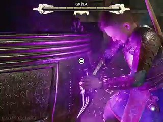 Atreus fights a giant lady