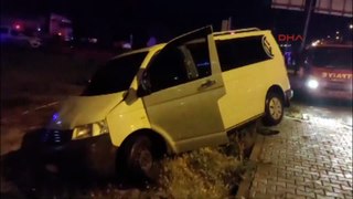 Konya'da midibüs ile minibüs çarpıştı: 24 yaralı
