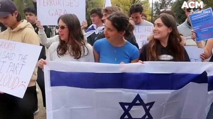 Pro-Israel and Pro-Gaza protests at the ANU campus. A contest of the decibels.