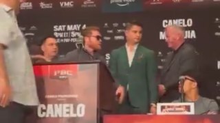 Casi se van a los golpes: ‘Canelo’ Álvarez vs Óscar de la Hoya