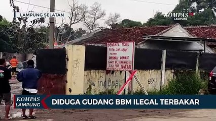 Diduga Gudang BBM Ilegal Terbakar, Petugas Berjibaku Padamkan Api
