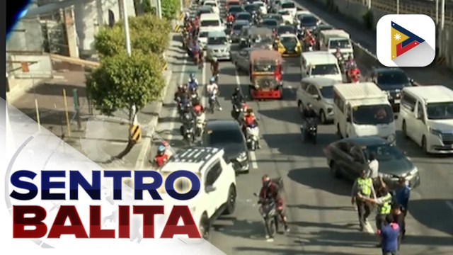 Pagsasara ng southbound lane ng EDSA-Kamuning flyover, nagdulot ng pagbibigat ng trapiko;