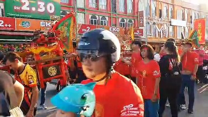 镇兴宫天上圣母宝诞 逾20庙宇华团盛大游神。3/3