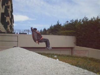 parkour/free running(sampler)(un dia de aburrimiento)mallor