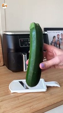 Chips de abobrinha (curgete) na air fryer