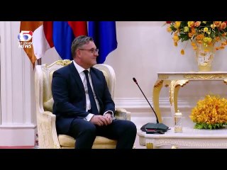 សម្តេចធិបតី ហ៊ុន ម៉ាណែត អនុញ្ញាតឱ្យ ឯកអគ្គរដ្ឋទូតឆេកប្រចាំកម្ពុជា ចូលជួបសម្តែង