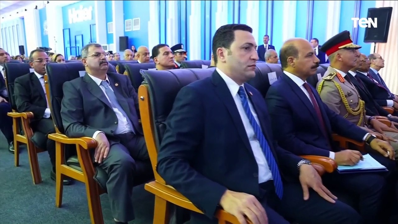الرئيس السيسي: وجهت بسرعة الانتهاء من مناقشة مشروع قانون العمل في المجلس الأعلى للحوار الاجتماعي