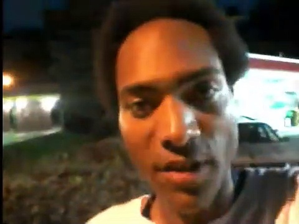 Webcam video from September 30, 2015 11_56 PM (UTC)