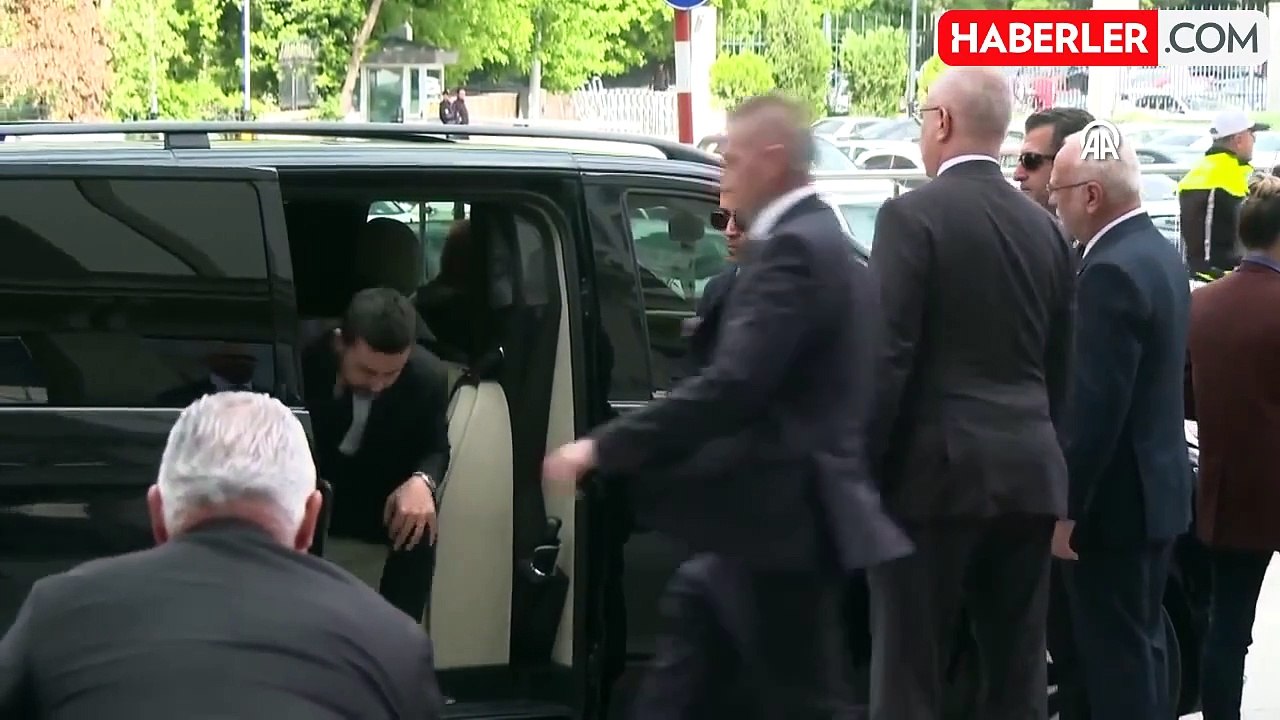 Cumhurbaşkanı Erdoğan ve CHP lideri Özel arasındaki görüşme başladı