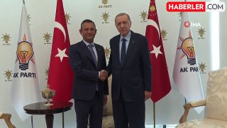 Cumhurbaşkanı Erdoğan ile CHP Genel Başkanı Özel'in görüşmesi başladı