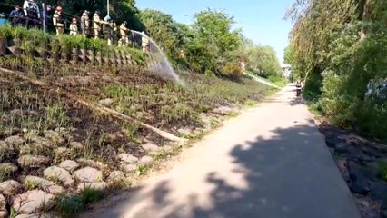 서울 한강공원 둔치에서 담뱃불 추정 화재 / YTN