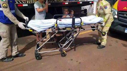 Homem é atendido pelo Siate após sofrer queda no Parque Verde