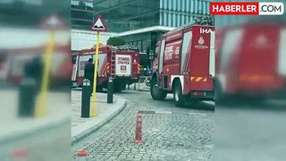 Vadi İstanbul AVM'nin otoparkında araç yangını