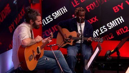 Myles Smith et Waxx interprètent "Solo" en live dans Foudre