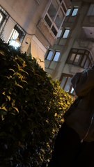 Kanseri yendiğinin haberini arkadaşına verirken, arkadaşının ömründen birazcık götüren hanım kız 