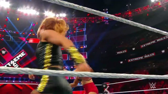 Seth Rollins & Becky Lynch vs Baron Corbin & Lacey Evans Extreme Rules 2019