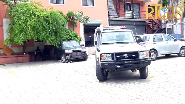 Arestasyon sekretè jeneral sena Repiblik la Marie Nelly V. Boyer nan kad dosye koripsyon nan sena.