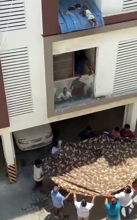 Heroic attempt to save the baby