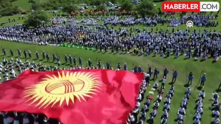 Kırgızistan'da kamyonet öğrencilerin arasına daldı: 29 yaralı