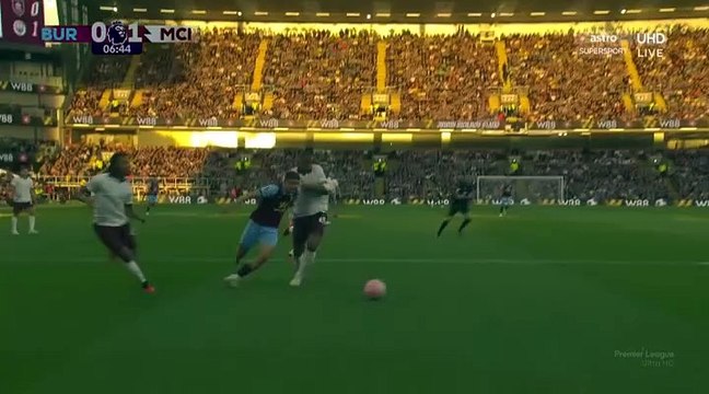 Burnley FC vs. Manchester City 2023-2024 1. hafta Çim Bozkırı (Burnley) 11 Ağustos 2023