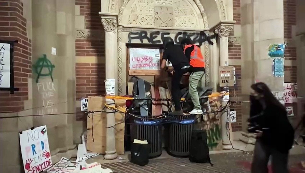 Decenas de detenciones en campamento propalestino en la UCLA