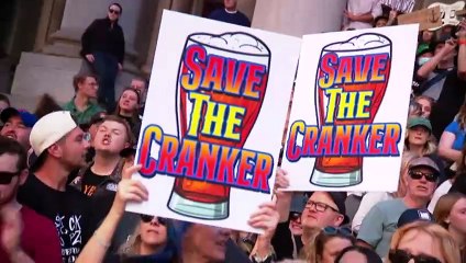 Liberals questioned over leaked infomation about Adelaide's heritage-listed Crown and Anchor