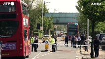 Attacco con katana in una stazione della metro alla periferia di Londra, morto un 13enne