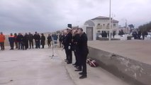 cérémonie commémorative à Leucate plage.