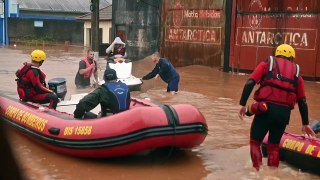 Mobilização para resgates no Rio Grande do Sul