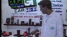Carrellata di telefoni veicolari, palmari, autoradio ed impianti antifurto.  Novembre 1991
