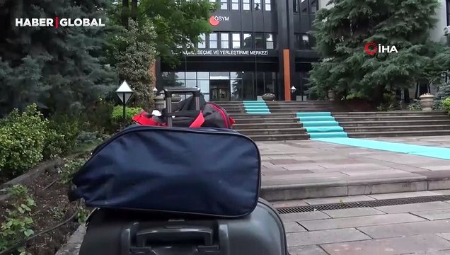 YKS sorularını hazırlayan uzmanlar 40 günlük dış dünyadan izole sürecinde