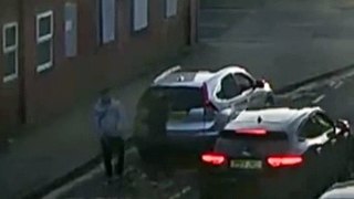 CCTV footage of vicious Barnsley loan shark who kidnapped vulnerable borrower