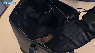 Milano: usavano borse schermate per rubare vestiti, quattro arresti