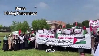Sadece ABD’de değil Türkiye de eylemde! Ak Partili gençler 17 üniversitede Filistin için destek eylemi yaptı.