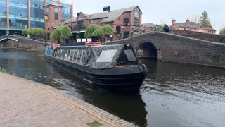 Taking a tour of Birmingham from the canals