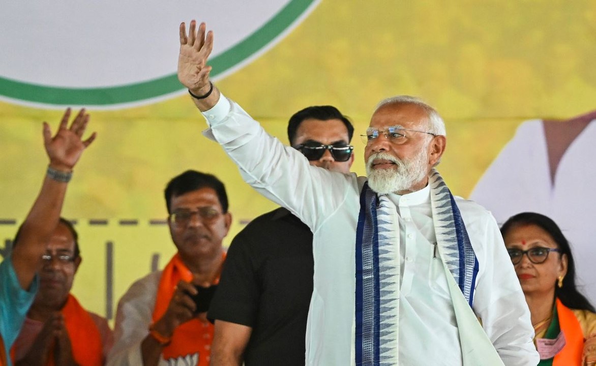 হাফ সেঞ্চুরিও করবে না Congress, কটা আসন পাবে TM...