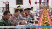 Presiden Jokowi Memberikan Pengantar dalam Ratas Penanganan Pengungsi Erupsi Gunung Ruang