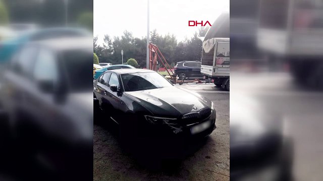 Şarkıcı Yıldız Tilbe sivil polis arabasına çarptı! O anlar saniye saniye kaydedildi