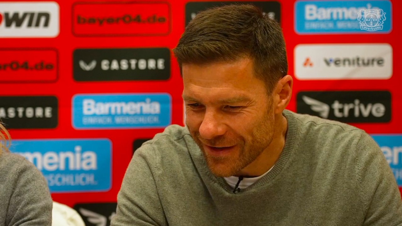 Xabi Alonso flachst auf PK: 'Das ist eine große Metapher für einen Journalisten'