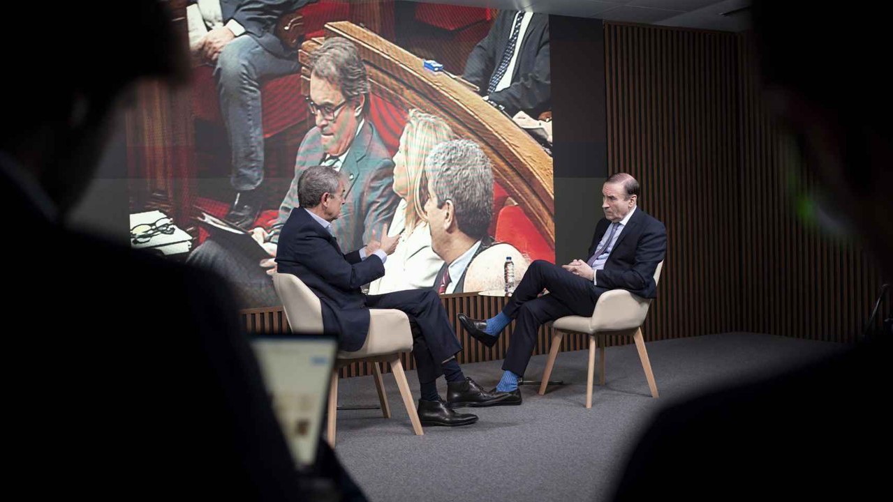 José Luis Rodríguez Zapatero y Pedro J. Ramírez, la conversación 20 años después. Imagen: Laura Mateo, Javier Carbajal. Edición:  José Verdugo, Cristina Villarino.