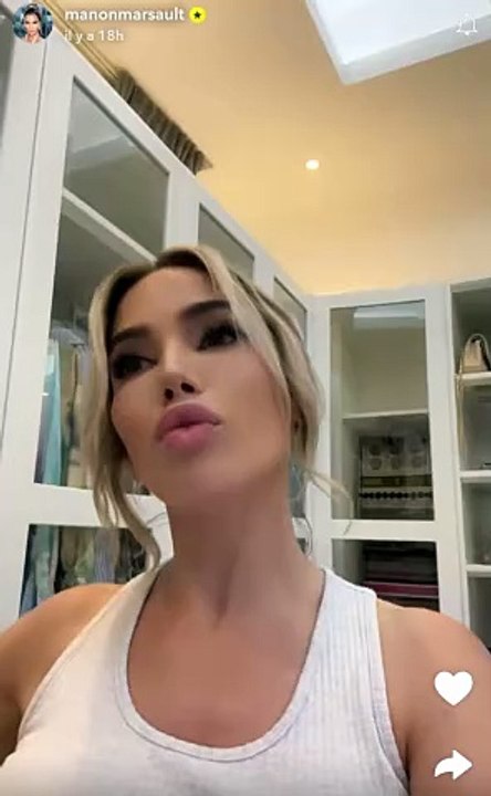 Manon Marsault promet des photos très sensuelles, sexy et caliente.