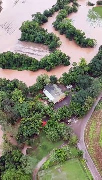 Imagens impressionantes mostram alagamentos em cidade do Sul