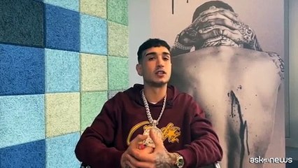 Con "Ferite" Capo Plaza si racconta e si apre a nuove sonorit?