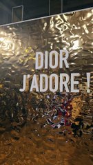 Découvrez la magie du parfum à l'exposition gratuite DIOR J’ADORE !