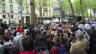 Policía desaloja a manifestantes propalestinos de universidad de élite en París