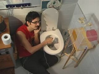 Videoscherzi - Aiuto, mi è caduto il criceto