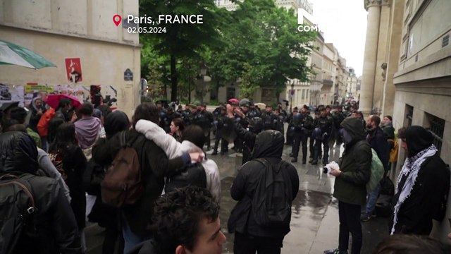 توتر في معهد العلوم السياسية بباريس: الشرطة تخلي المبنى من المحتجين