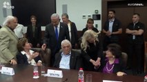 شاهد: خلال لقاء جمعه مع ناجين من المحرقة النازية.. نتنياهو يتعهد بإعادة المحتجزين في غزة