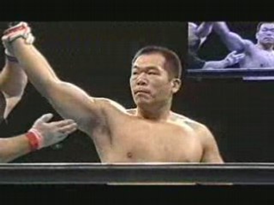 4 - Fedor vs Tsuyoshi Kohsaka - (12-22-2000)