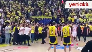 Fenerbahçe Beko kaybetti! Maç sonrası ortalık karıştı